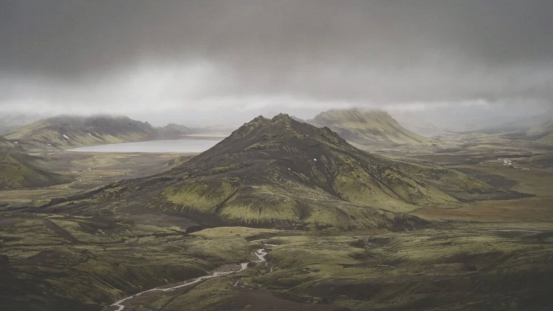 The Iceland Divide